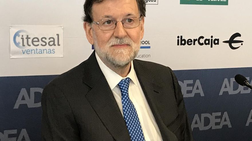 Rajoy espera que "el daño a España" de Sánchez "no sea excesivo" y avisa del "error" de derogar reformas que funcionan