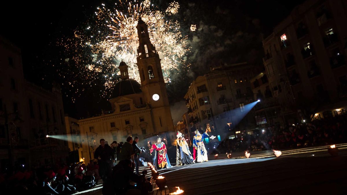Cabalgata de los Reyes Magos en Alcoi.