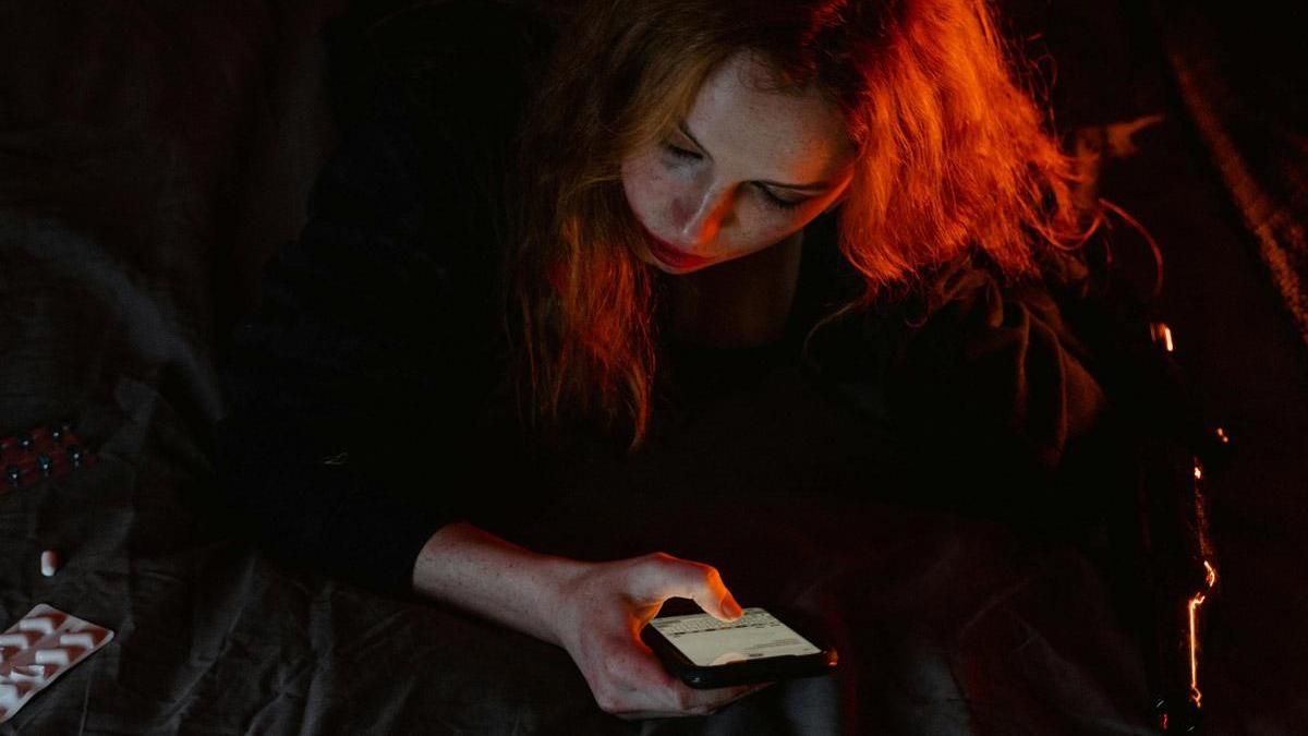 El uso excesivo de pantallas está expandiendo una nueva ‘epidemia’ de salud mental entre los más jóvenes