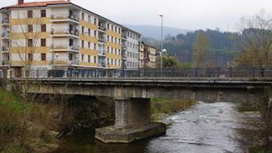 URA concluye la defensa ante crecidas del Cadagua a su paso por Mimetiz (Bizkaia), tras una inversión de 10 millones