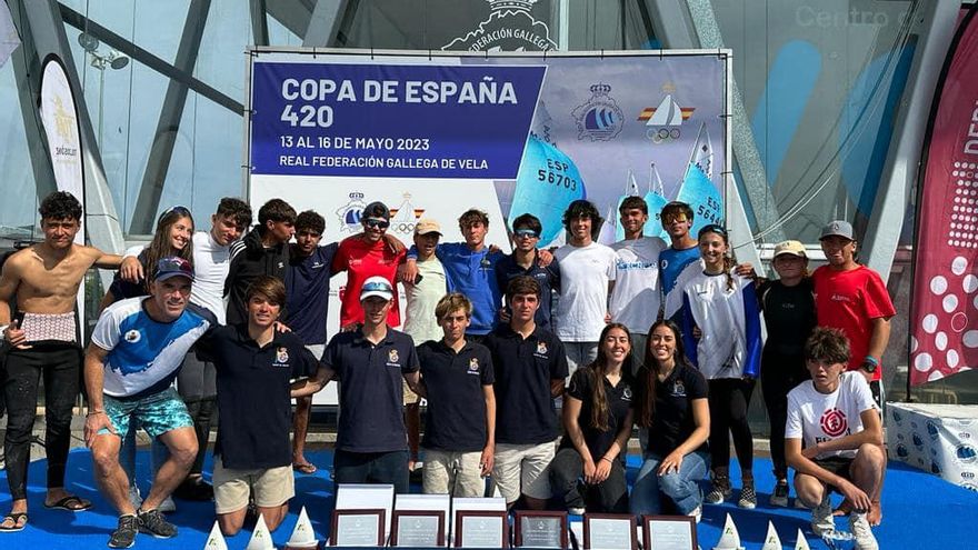 El equipo canario logra cinco medallas, tres de oro, en la Copa de España de la clase 420