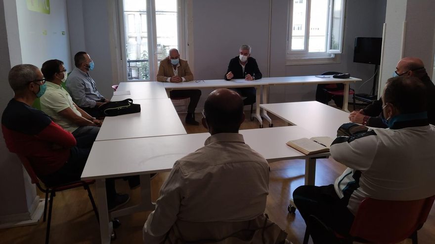 Encuentro del portavoz del PRC con el comité de empresa de Ascán-Geaser.
