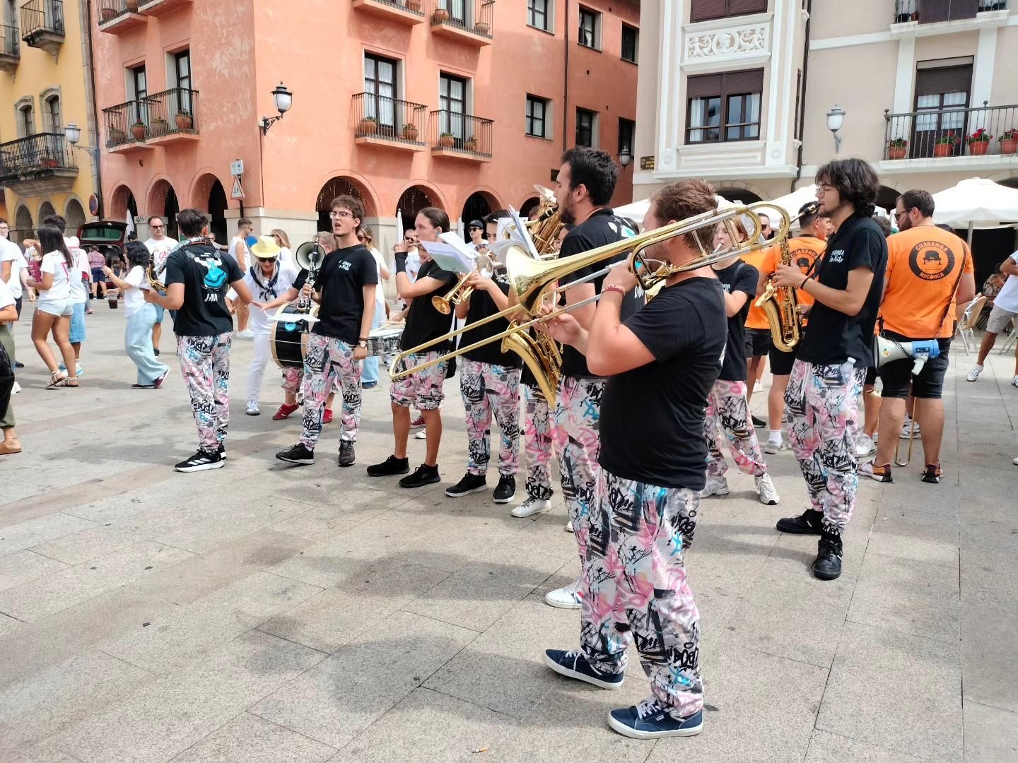 Concentración de Peñas en las Fiestas de la Encina de Ponferrada 2024