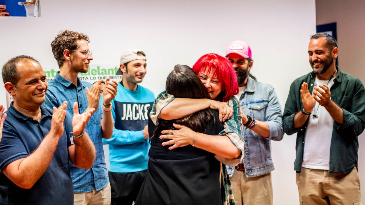 Mariví Serrano se funde en un abrazo con Carmen Sánchez