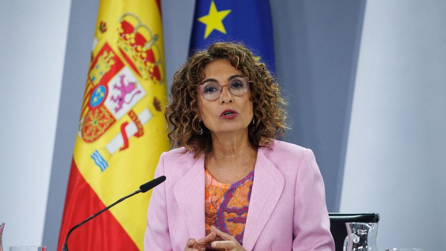 La vicepresidenta primera del Gobierno y ministra de Hacienda, María Jesús Montero.