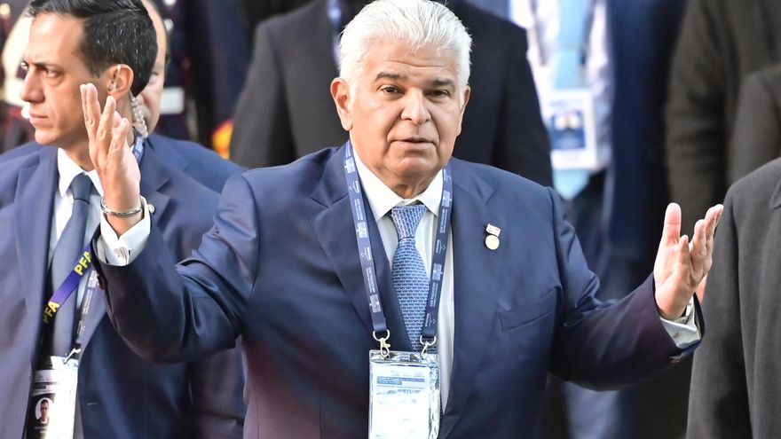 Feministas se reúnen con Mulino ante la eliminación del Ministerio de la Mujer en Panamá