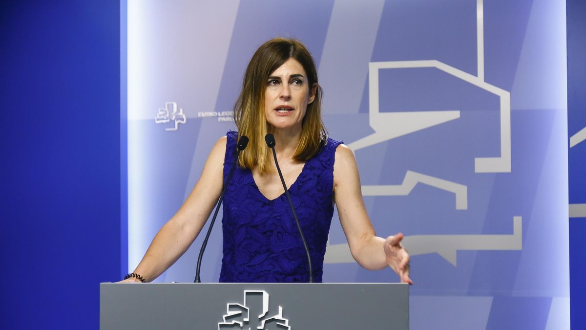La portavoz parlamentaria de Elkarrekin Podemos-IU, Miren Gorrotxategi, en el Parlamento Vasco