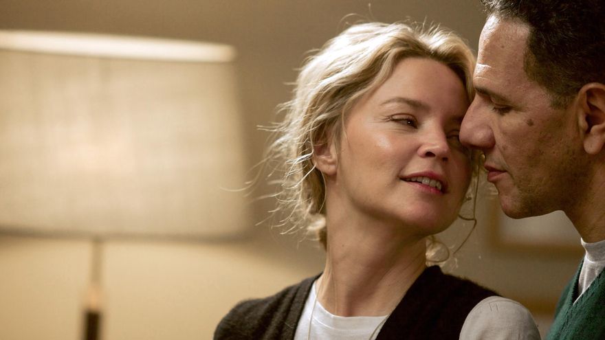 Virginie Efira y Roschdy Zem en 'Los hijos de otros'