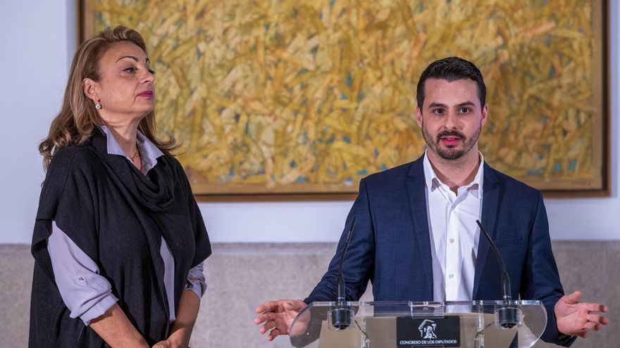 El reparto de menores migrantes, la única novedad en la "agenda canaria" firmada por CC y PSOE : las claves del acuerdo