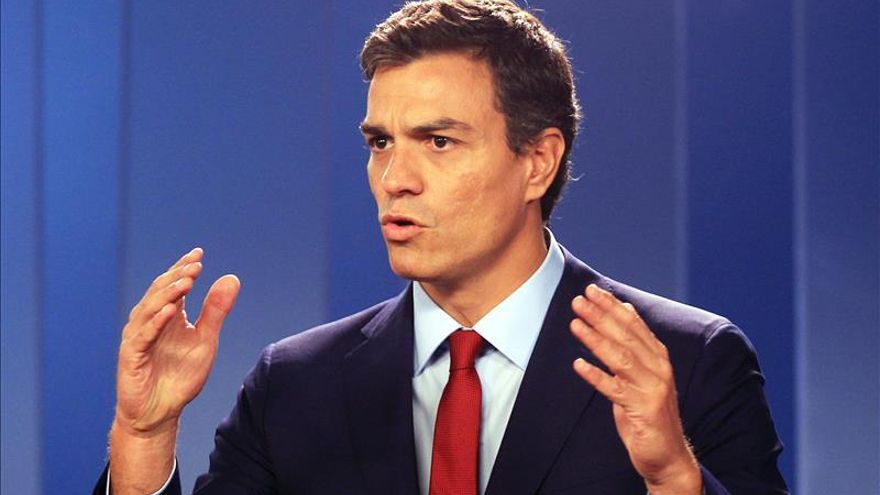 Sánchez pide a la vicepresidenta liderar una política común de migración en la UE