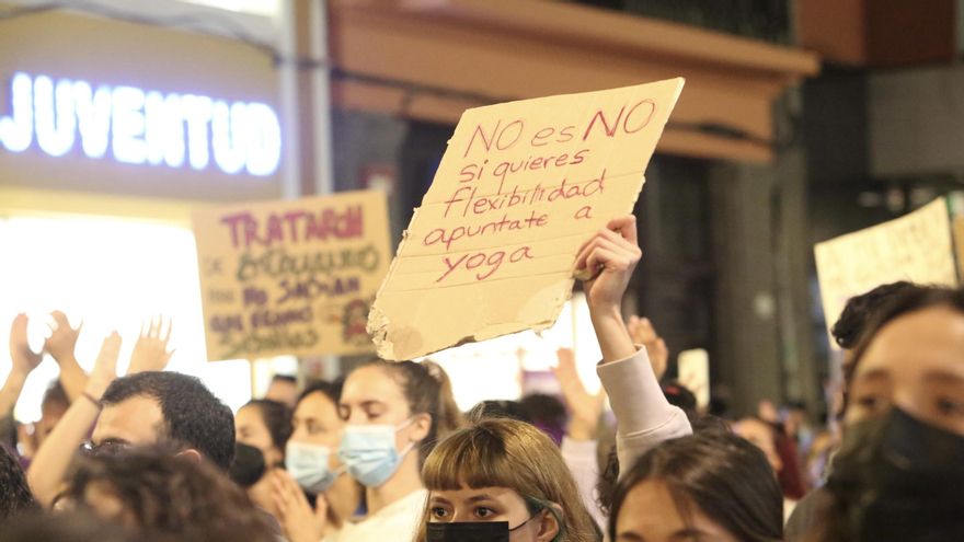 Manifestación por el 8M en Gran Canaria. (ALEJANDRO RAMOS)