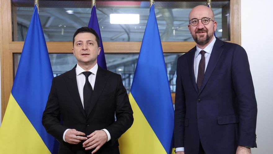 El presidente ucraniano Volodímir Zelenski y el presidente del Consejo Europeo, Charles Michel