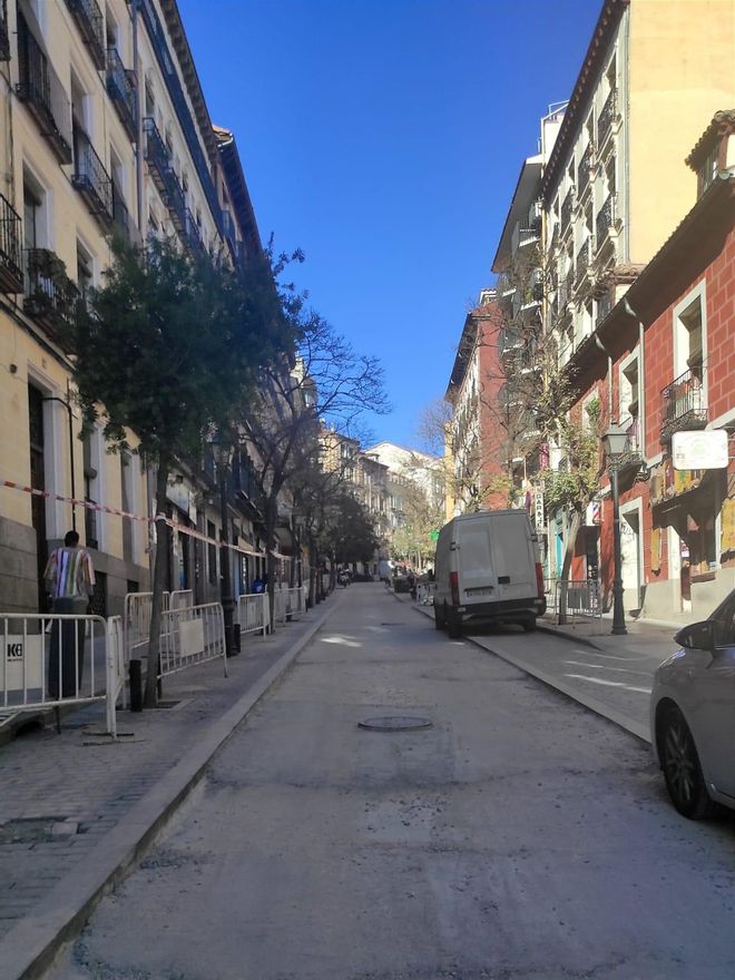 Firme levantado en Ave María