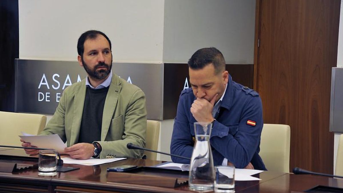 PP y Vox impiden a la oposición el control de la Junta de Extremadura en funciones