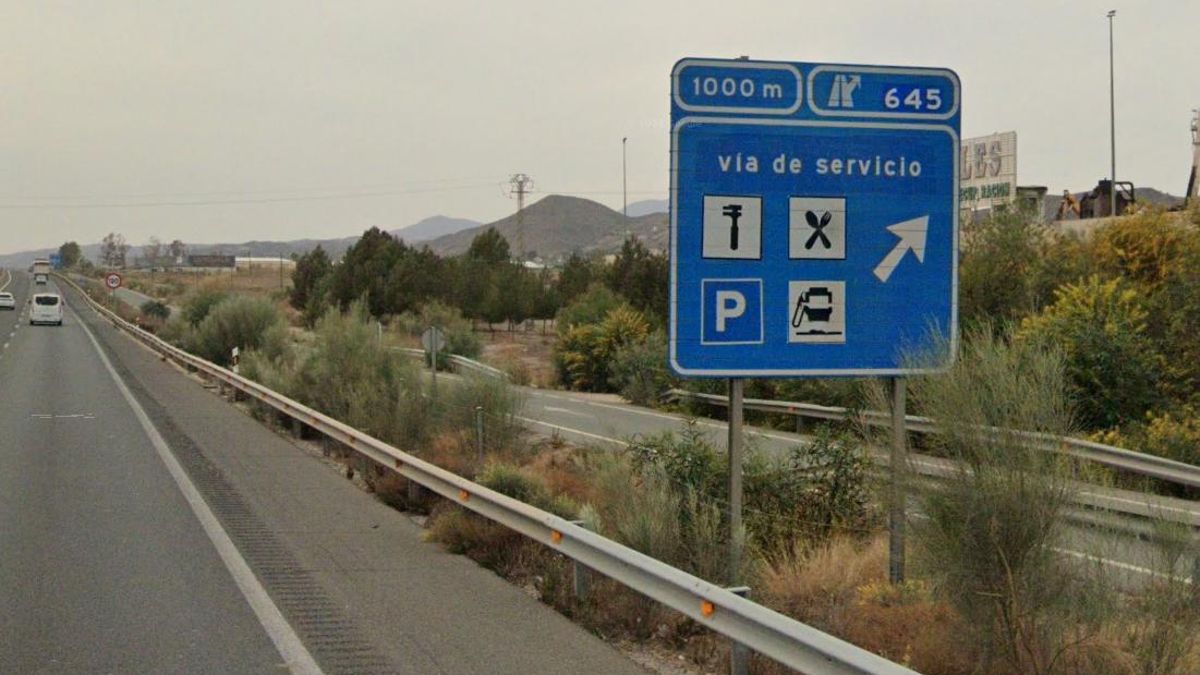 Si la señal es azul, la gasolinera está justo al lado de la autovía