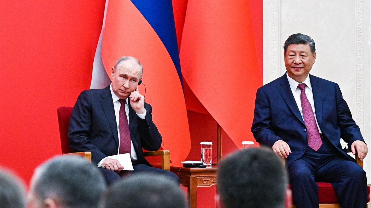 Vladimir Putin y Xi Jinping, en la visita del ruso a Beijing, este miércoles.
