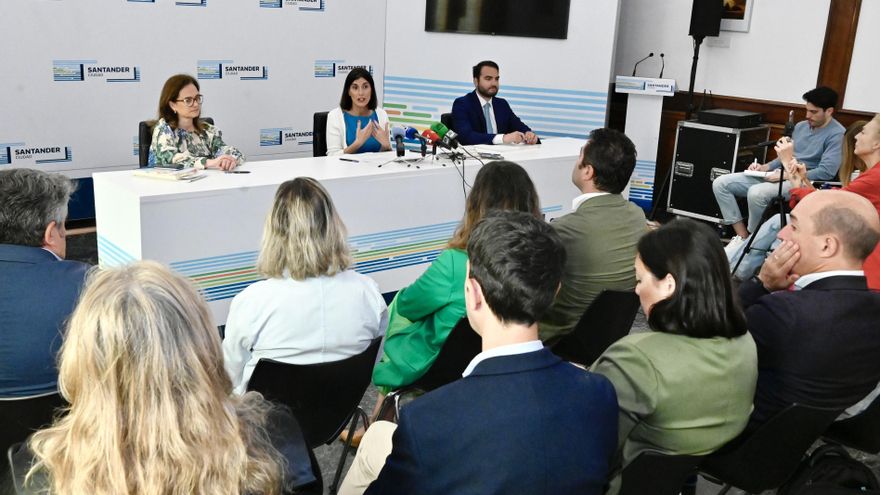 La alcaldesa de Santander, Gema Igual, hace balance de gestión en el ecuador de la legislatura