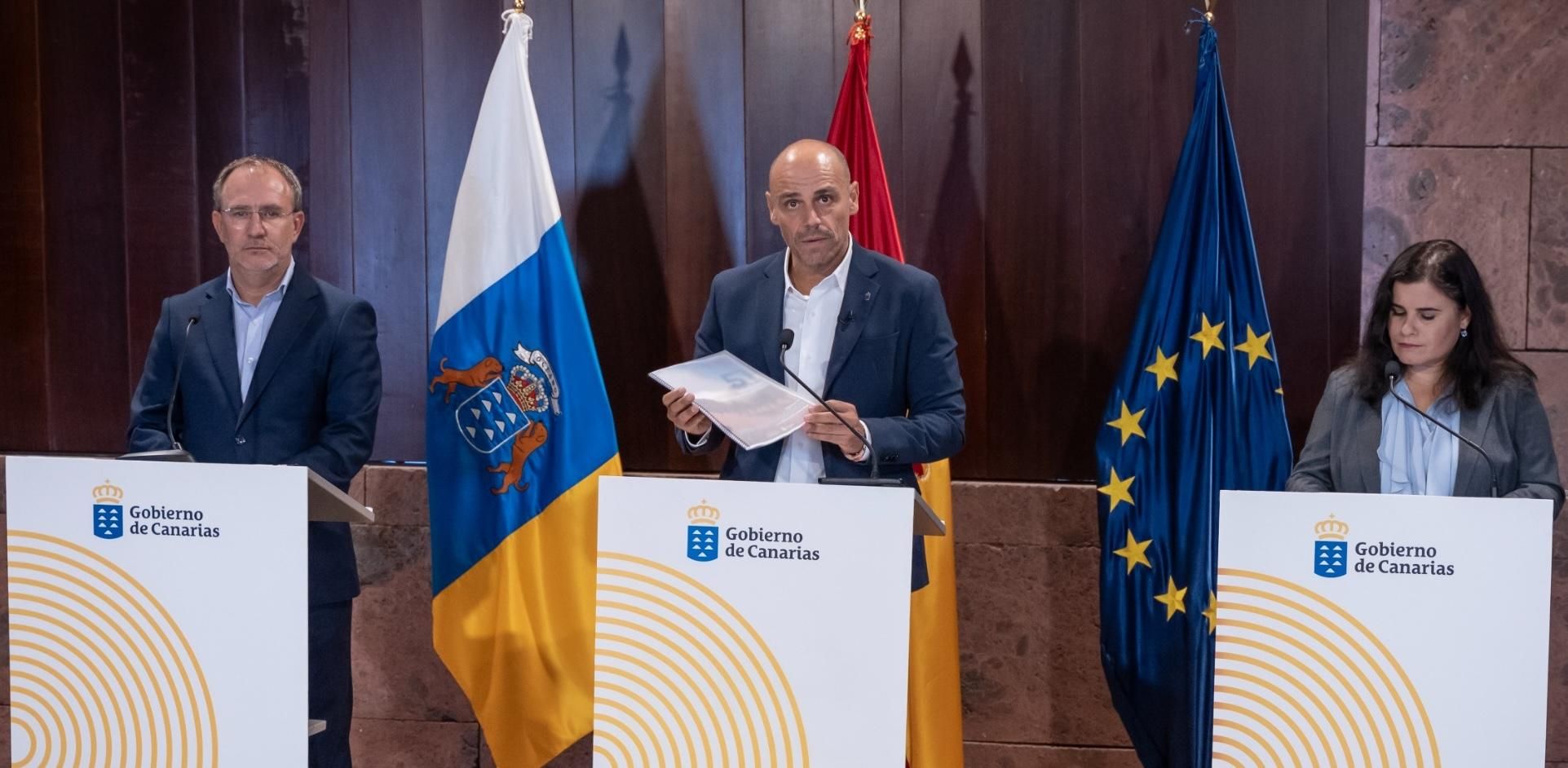 Sergio Rodríguez, Alfonso Cabello y Mari Brito.