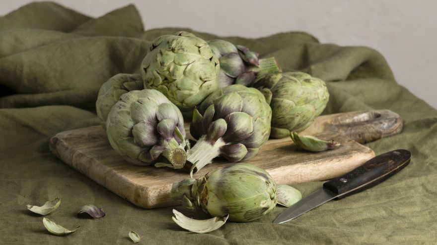 Uma maneira fácil de fazer alcachofras em lata e saboreá-las em qualquer época do ano.