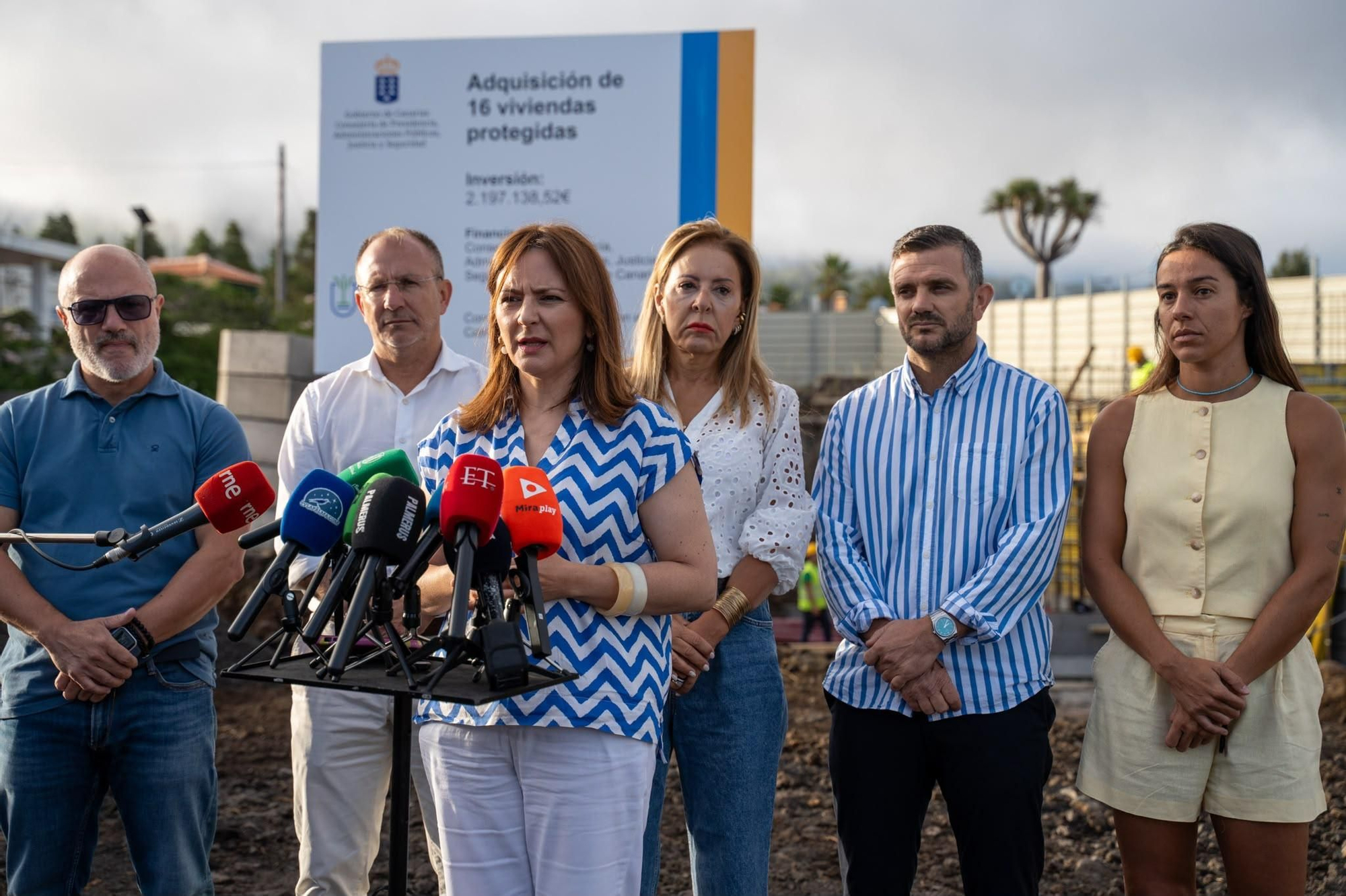 Nieves Lady Barreto y Sergio Rodríguez anuncian la adquisición de otro edificio en construcción en El Paso para vivienda protegida.