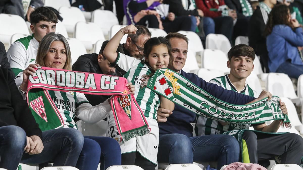 Grada Blanquiverde del Córdoba CF - FC Andorra