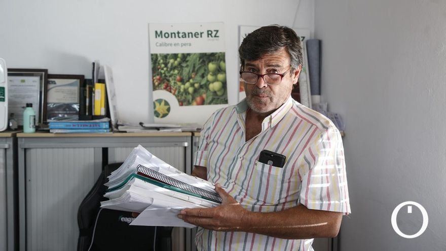 Manuel Rodríguez, en su oficina de Fuente Palmera