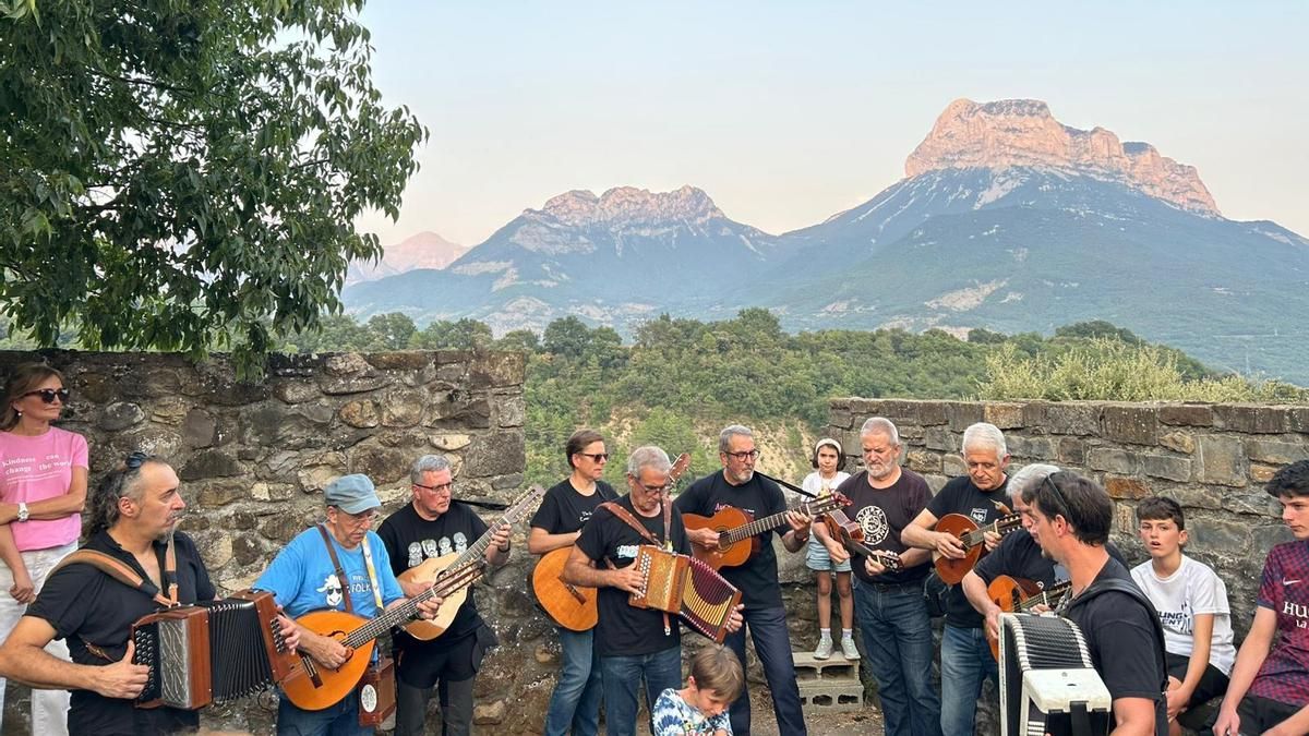 La ronda de Boltaña en Puyarruego