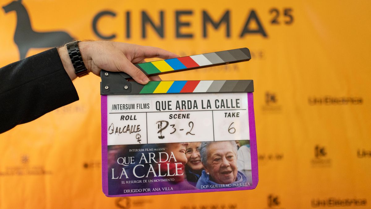 Estreno del documental 'Que arda la calle' de Ana Villa en CINEMA25