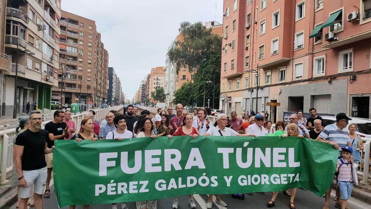 Vecinos protestan por el túnel de Pérez Galdós.