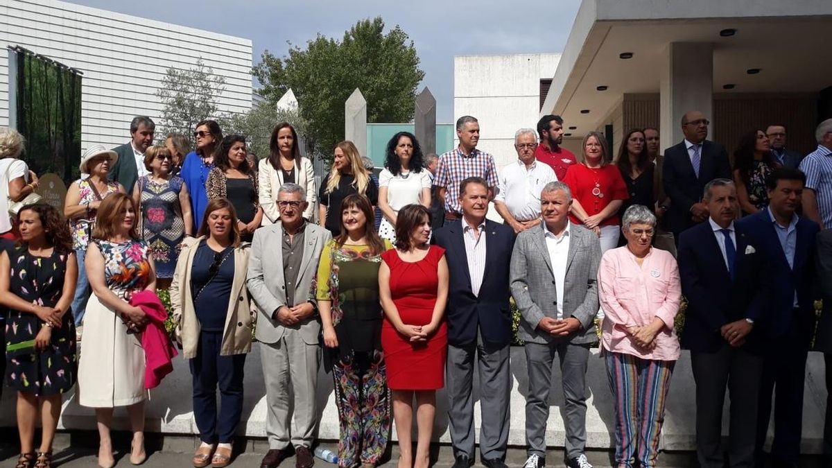 Lastra (PSOE) insta, ante la falta de alternativa, a no bloquear la investidura de Sánchez