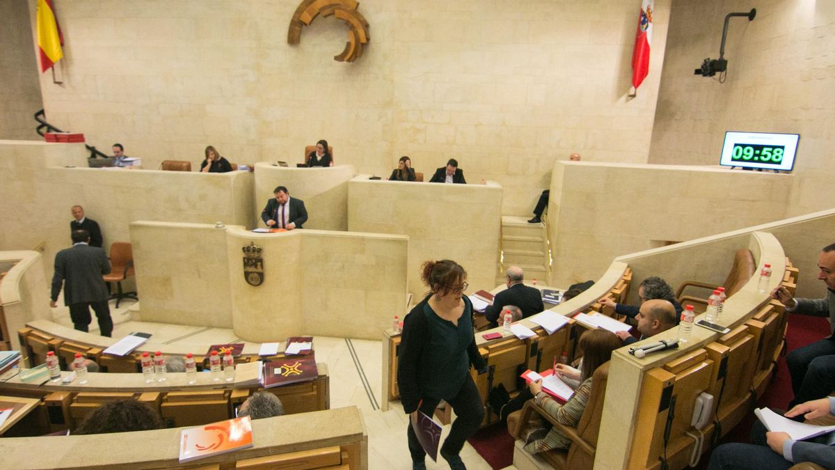 Los 35 diputados autonómicos dejarán de ser aforados. | ROMÁN GARCÍA
