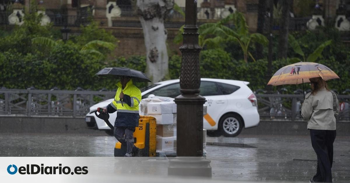 La lluvia descarga hoy en el oeste del país y la Aemet activa avisos en tres comunidades