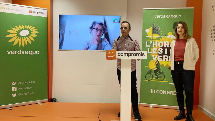 Evelyne Huytebroeck, Natxo Serra y Paula Espinosa en la presentación del congreso.