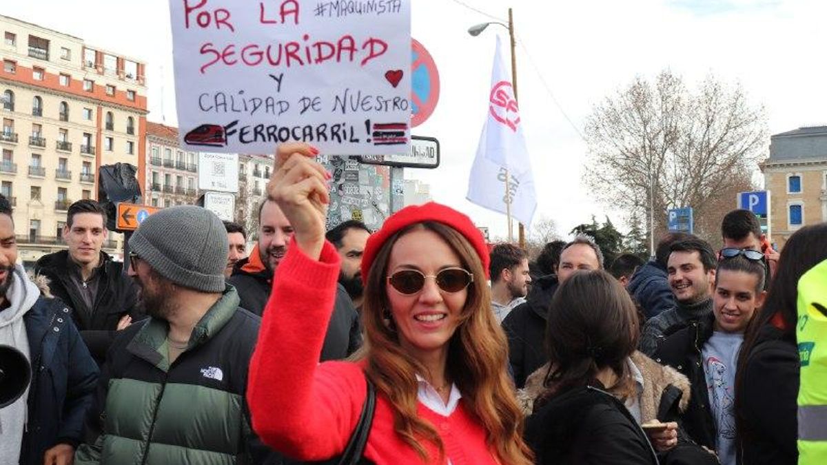 Mil trenes anulados en el primer día de la huelga ferroviaria: "Es el momento de luchar para mejorar el ferrocarril"