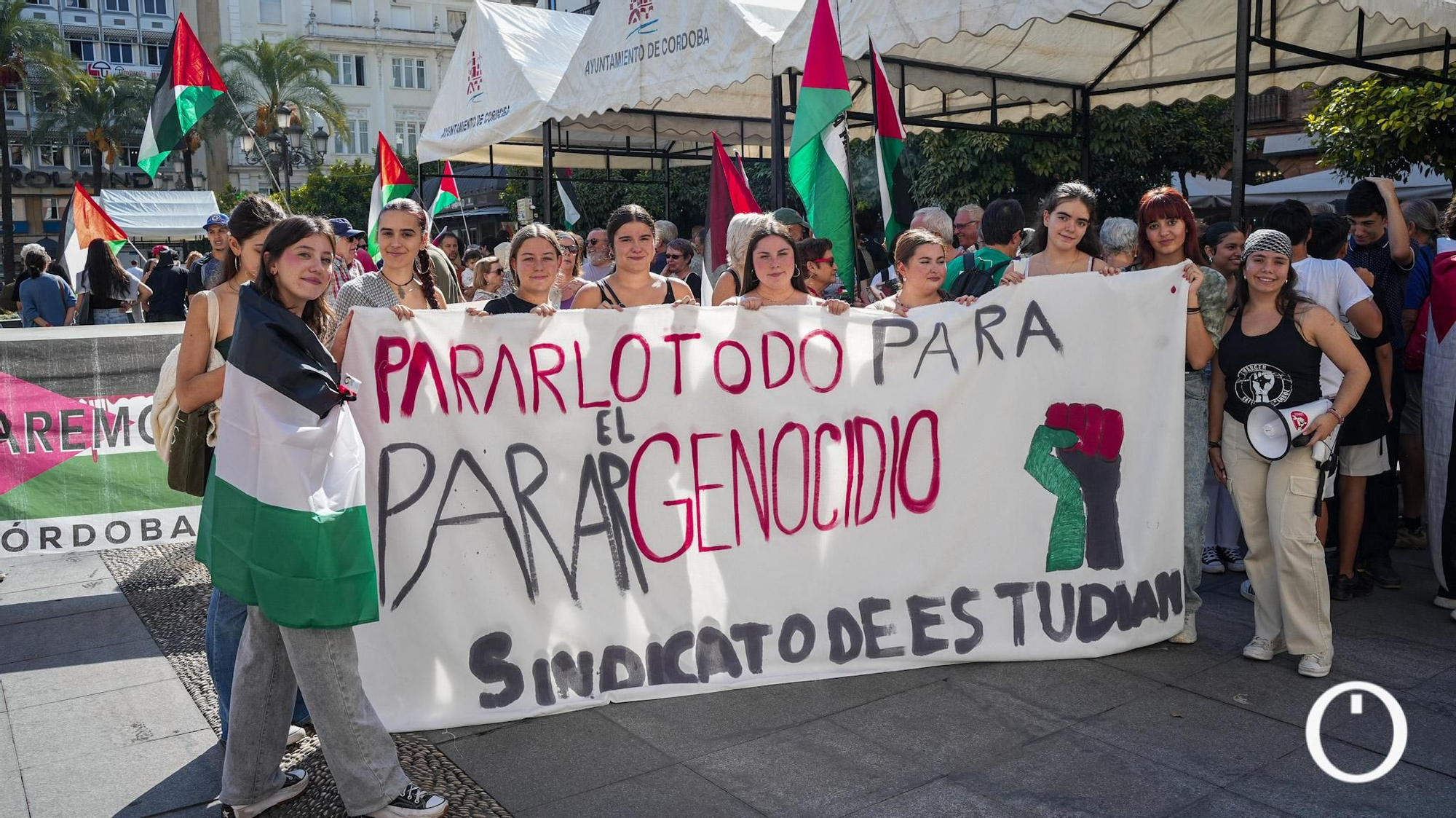 Protesta contra la detención la flotilla que transportaba ayuda hacia Palestina
