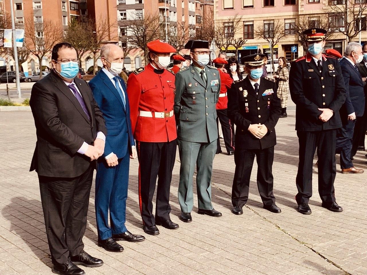 El cuadragésimo aniversario de la Ertzaintza, en imágenes