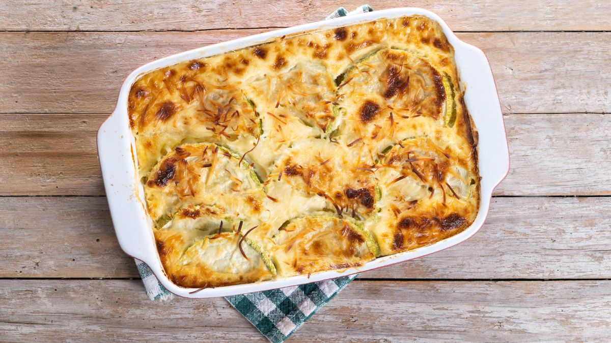 Gratinado de calabacín al horno: las distintas posibilidades que ofrece esta receta para disfrutar de una verdura tan saludable