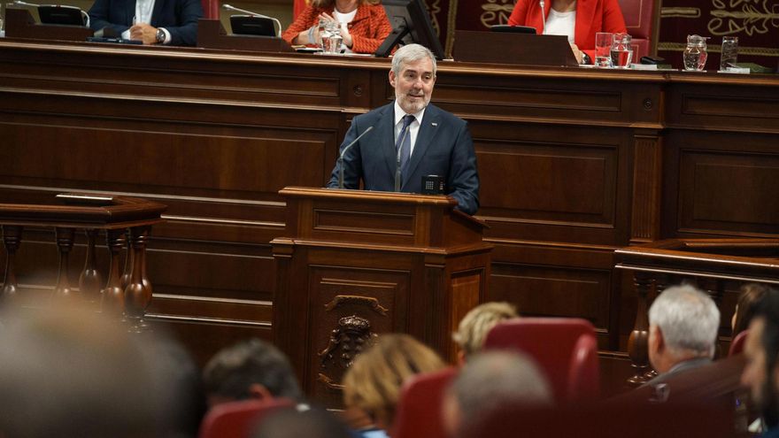 Clavijo repite medidas anunciadas hace más de un año, como limitar la compra de viviendas a extranjeros