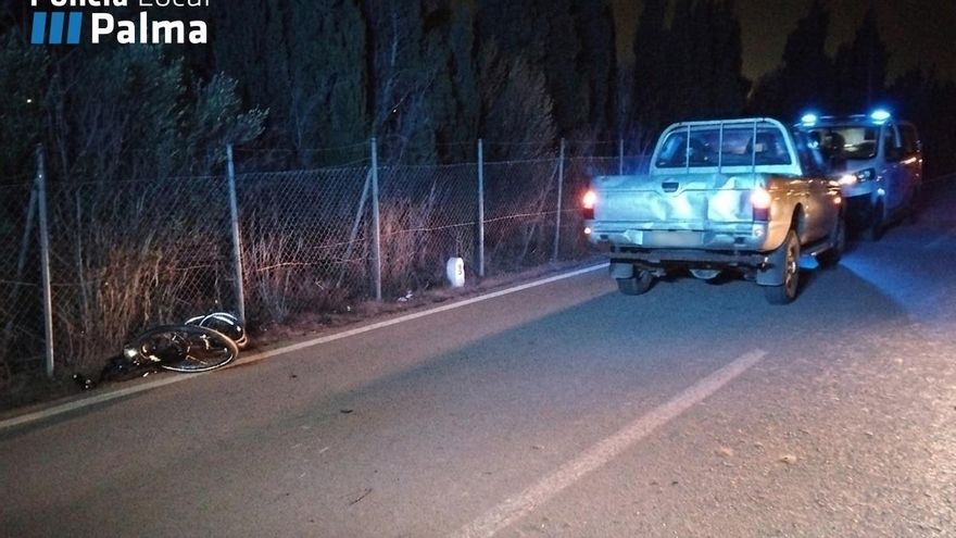 Un choque entre un ciclista ebrio y un vehículo sin ITV acaba con ambos implicados denunciados