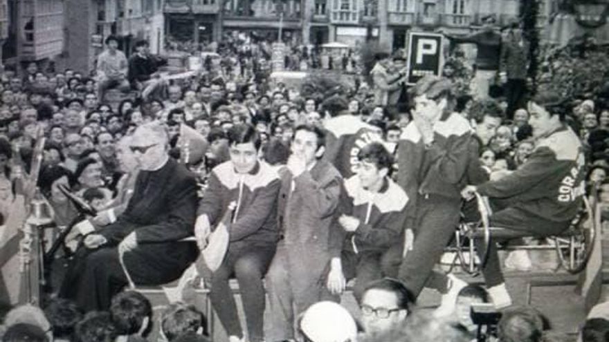 Recibimiento del equipo de Corazonistas el 26 de mayo de 1971