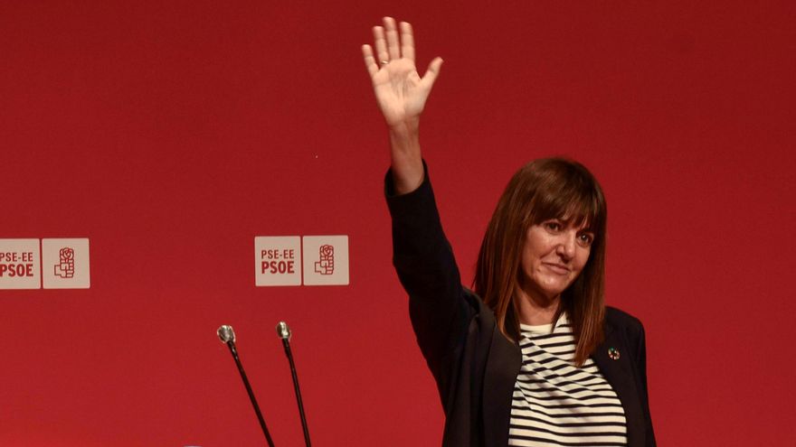 Mendia deja tras siete años la secretaría general del PSE-EE y aboca a los socialistas vascos a una bicefalia