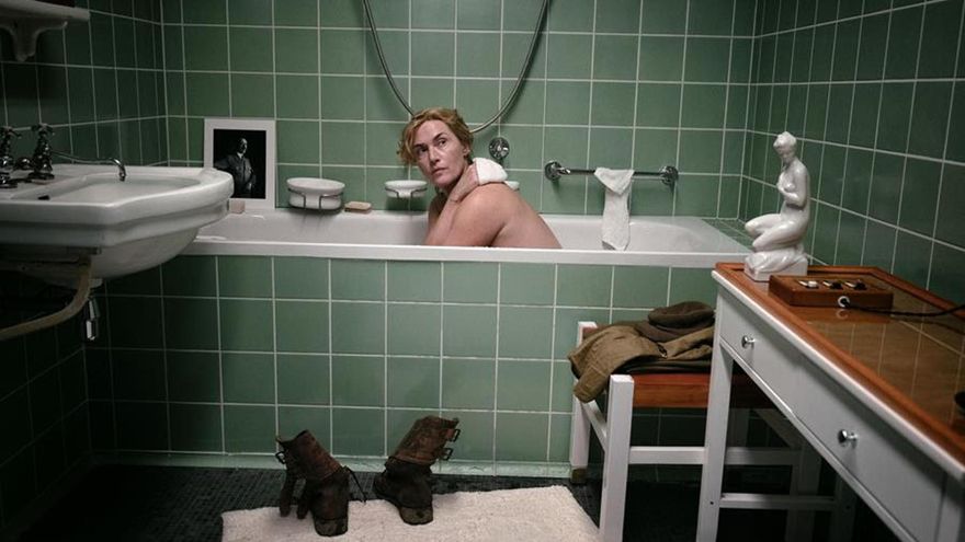 La fotógrafa que se retrató en la bañera de Hitler y cambió la imagen de la guerra