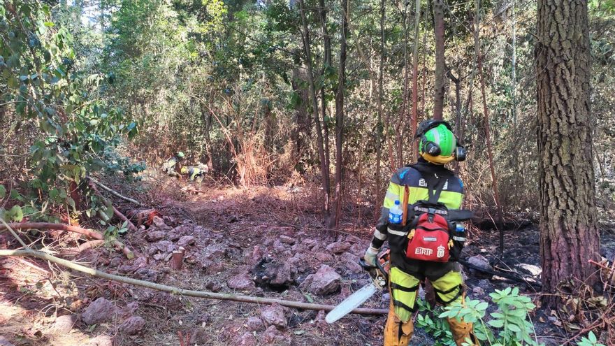 Noche tranquila salvo pequeñas reproducciones del incendio de Tenerife