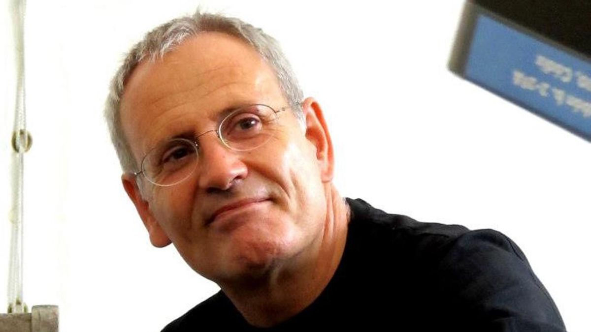 El cómic que rescata al dibujante perdido de la Transición para mostrar su cara oculta