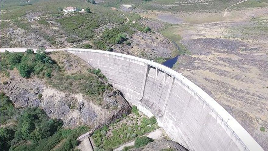 Suárez-Quiñones exige más pantanos en León para "duplicar" el regadío moderno en Castilla y León