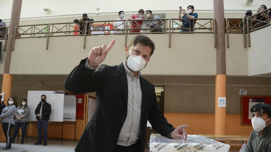Boric votó en el sur de Chile y prometió ser "el presidente de todas y todos"