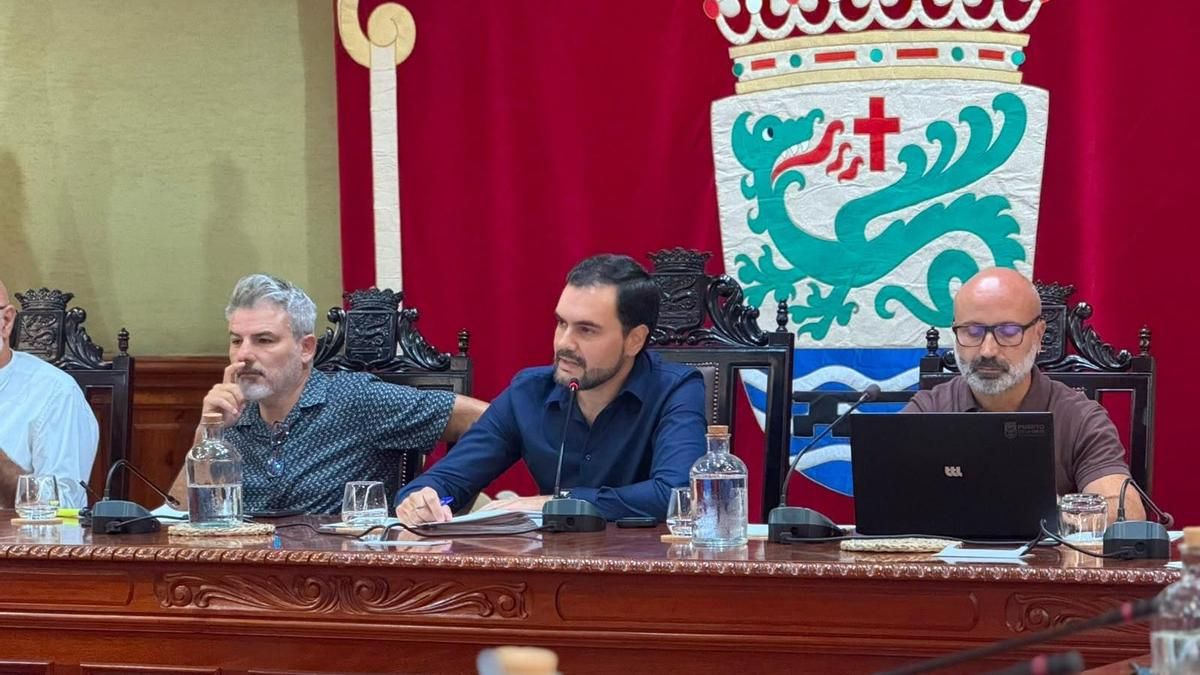 El Ayuntamiento de Puerto de la Cruz se personará como acusación particular en la causa por los vertidos en Playa Jardín