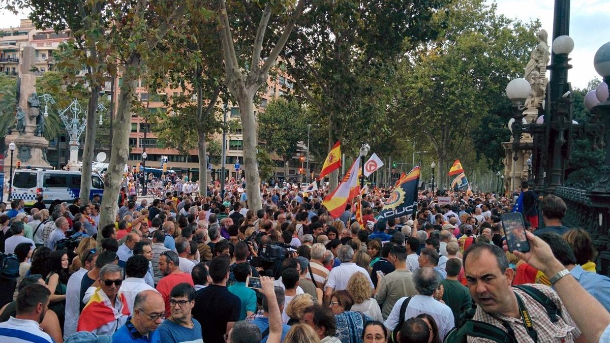 El PP pide a Cs explicar la agresión y la "simbología nazi" de la movilización del miércoles