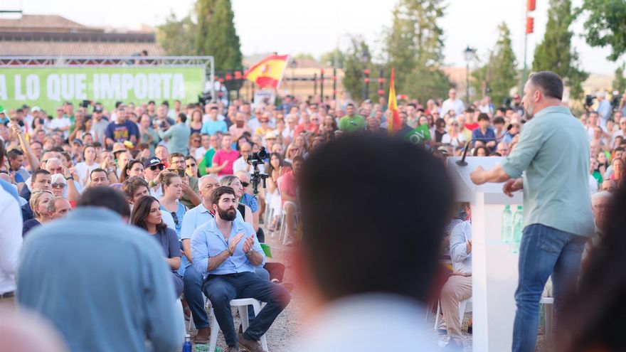 Vox avisa desde Toledo: “Todo lo que se ha derribado puede ser reconstruido, como el Alcázar”