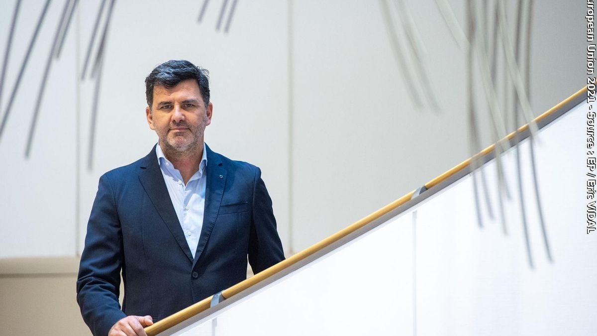 El eurodiputado socialista Nicolás González Casares en una imagen de archivo.